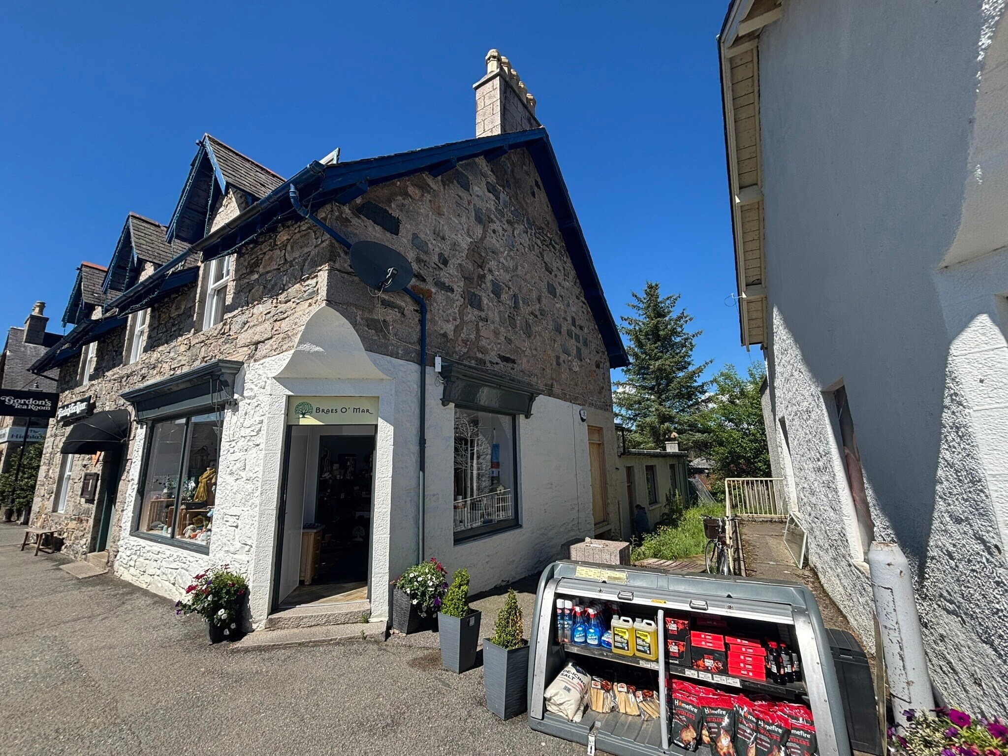 Mar Rd, Braemar for sale Building Photo- Image 1 of 4