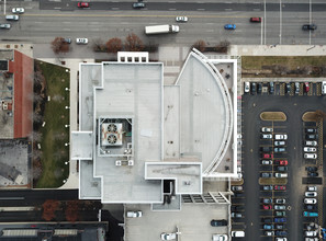 300 E Broad St, Columbus, OH - aerial  map view