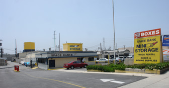 Space Bank - Self Storage Facility