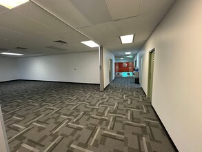 162 Bolsover St, Rockhampton City for lease Interior Photo- Image 1 of 12