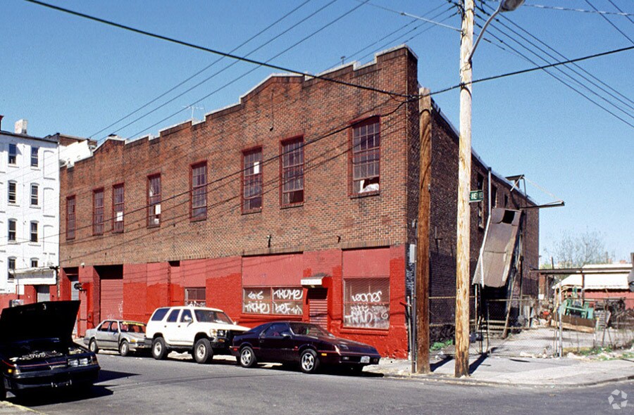 33 Herriot St, Yonkers, NY 10701 13,000 building plus 3500 land