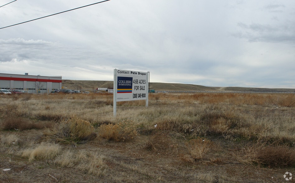 8847 Federal Way, Boise, ID for sale - Primary Photo - Image 1 of 1