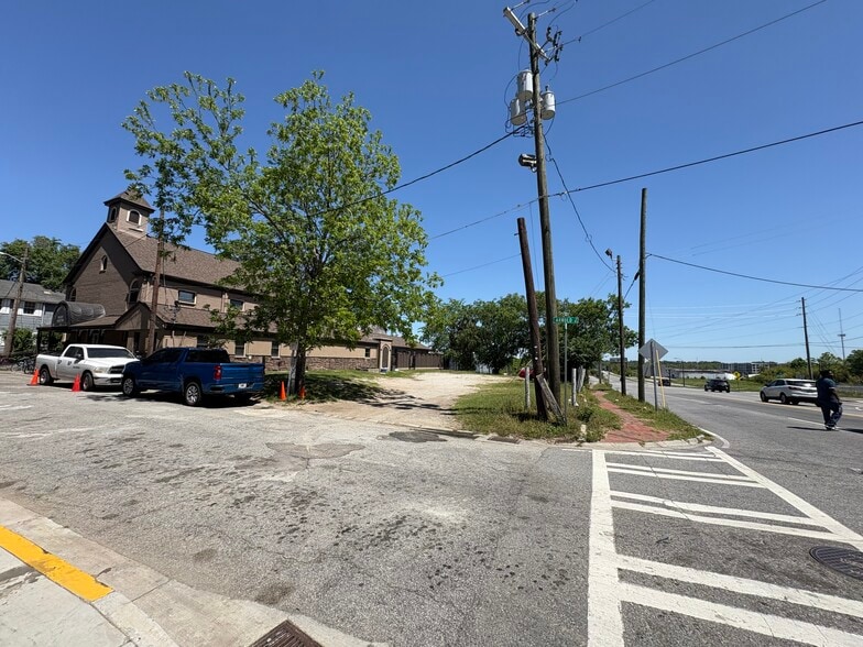 642 E President St, Savannah, GA for sale - Building Photo - Image 2 of 3