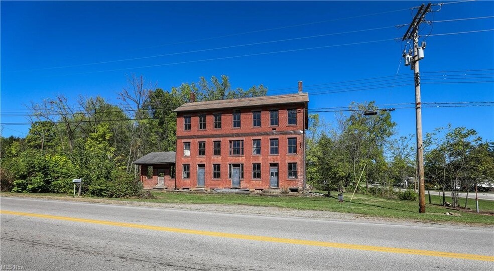 9401 Tallmadge Rd, Diamond, OH for sale - Building Photo - Image 1 of 44