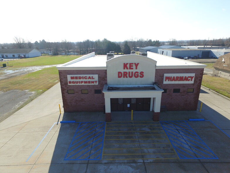 1007 Bus Hwy 60 hwy, Dexter, MO for sale - Building Photo - Image 3 of 11