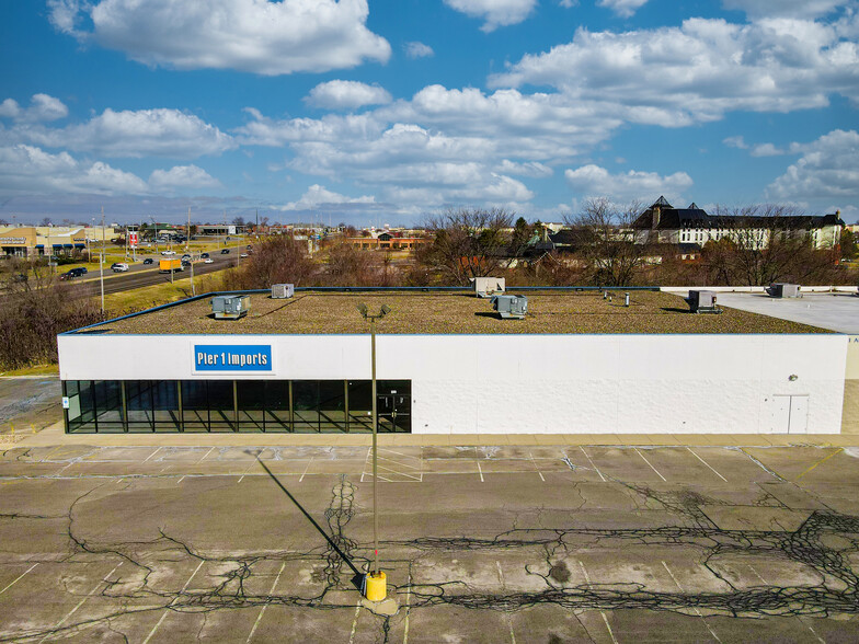 1 Auto Row Dr, Bloomington, IL for sale - Building Photo - Image 2 of 11