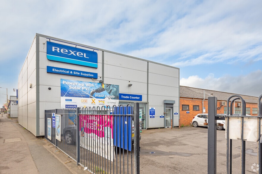 Wheatley Hall Rd, Doncaster for lease - Building Photo - Image 2 of 4