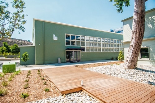 12101 W Bluff Creek Dr, Playa Vista, CA for lease - Building Photo - Image 2 of 11