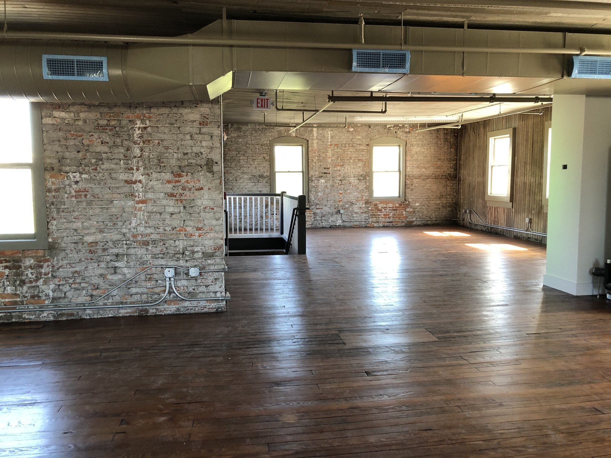 411 W Charlton St, Savannah, GA for sale Interior Photo- Image 1 of 1