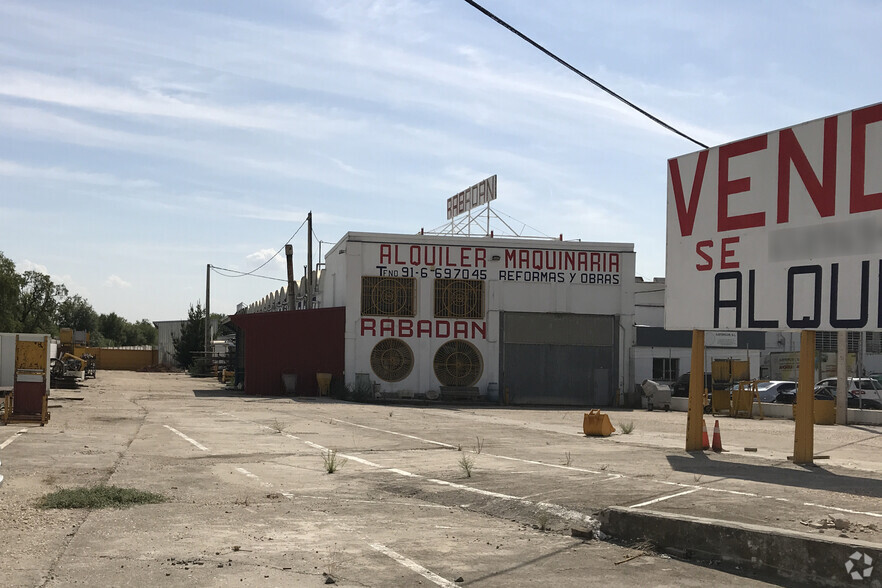 Industrial in Madrid, MAD for sale - Primary Photo - Image 1 of 8