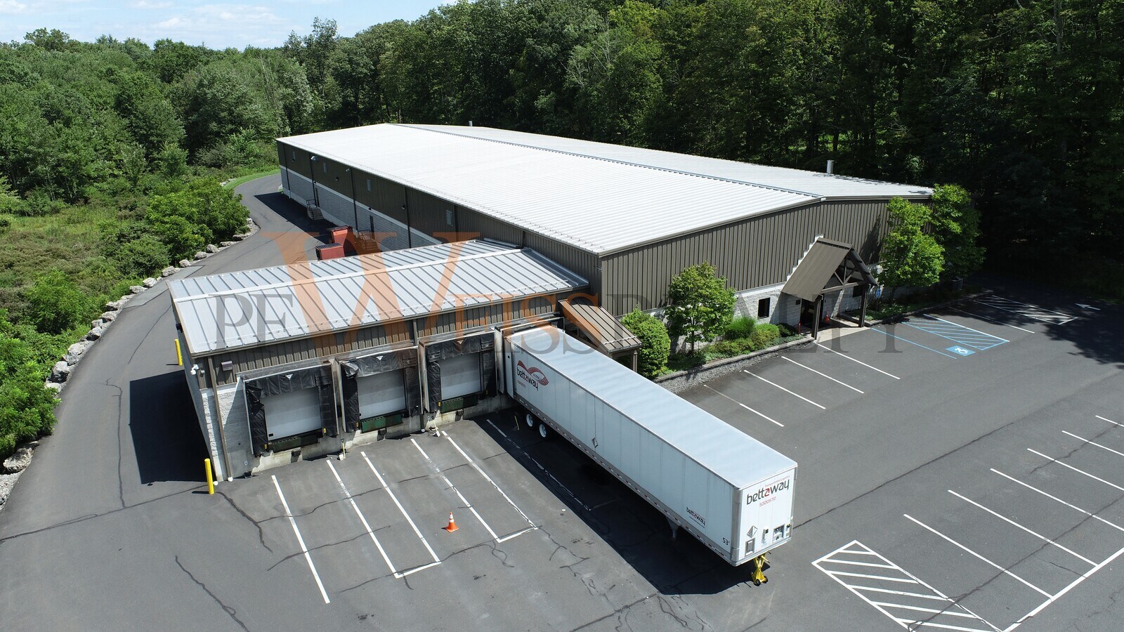 146 146 Airport, East Stroudsburg, PA 18302