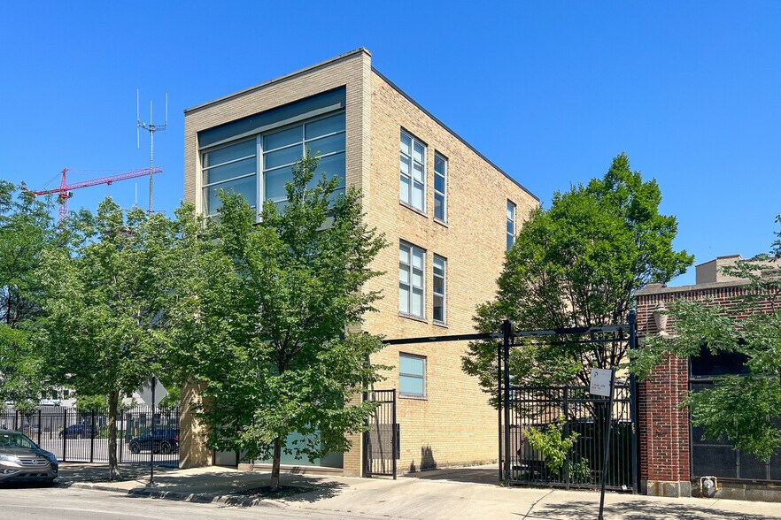 1144 W Washington Blvd, Chicago, IL for sale - Building Photo - Image 1 of 1