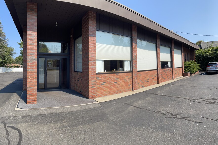 48 E Silver St, Westfield, MA for lease - Building Photo - Image 3 of 4