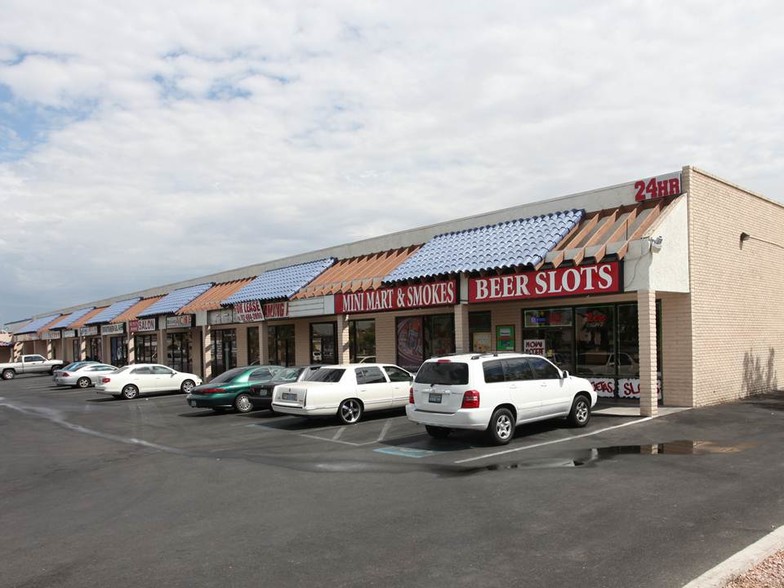 3342 S Sandhill Rd, Las Vegas, NV for lease - Building Photo - Image 3 of 4