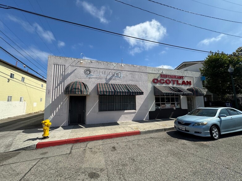 127-131 E 6th St, Oxnard, CA for sale - Building Photo - Image 2 of 15