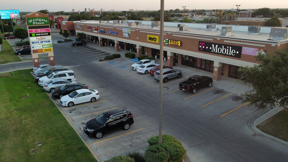 5112 McPherson Rd, Laredo, TX for lease - Building Photo - Image 3 of 9