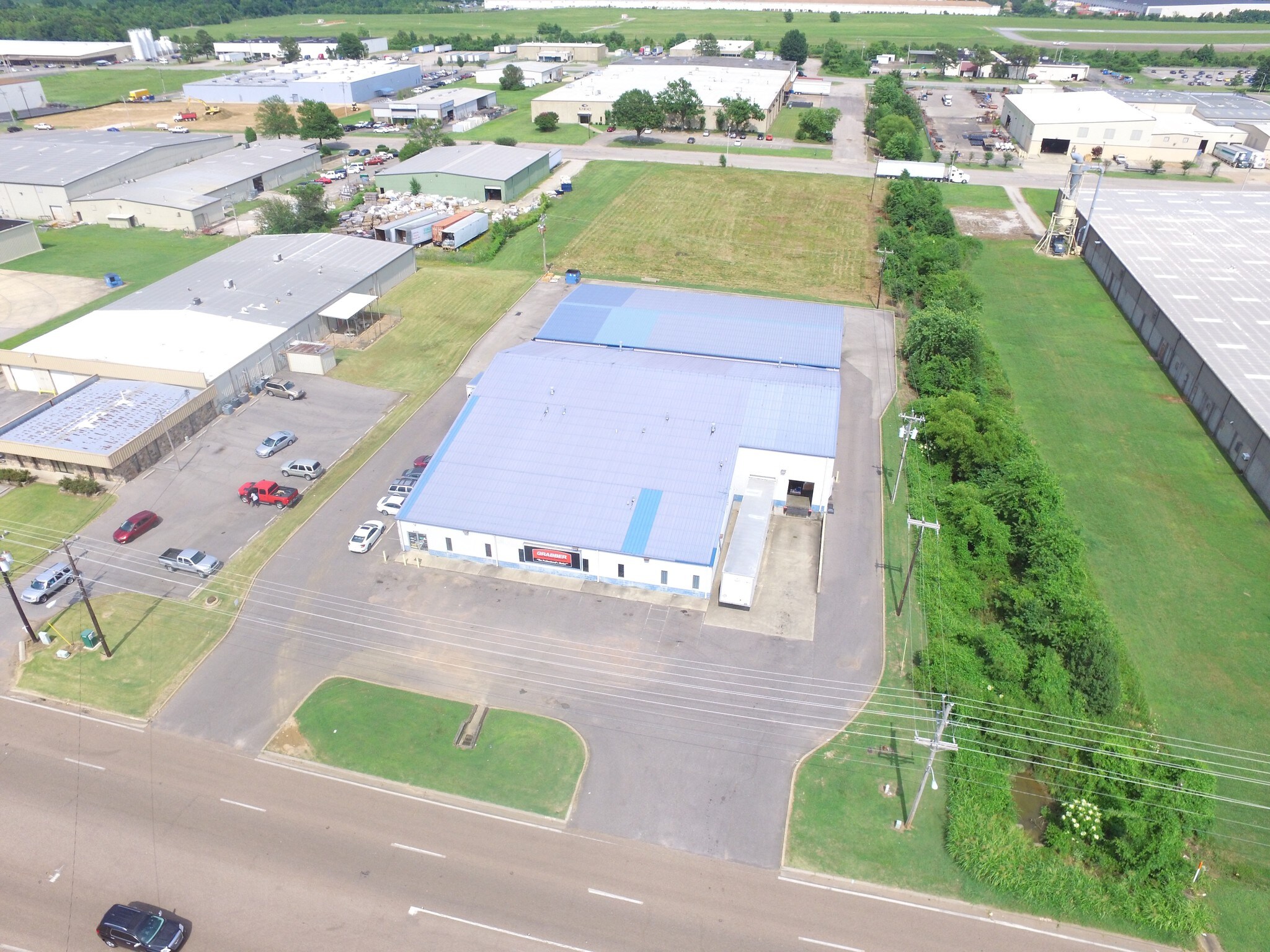 8690 Hacks Cross Rd, Olive Branch, MS for sale Primary Photo- Image 1 of 1