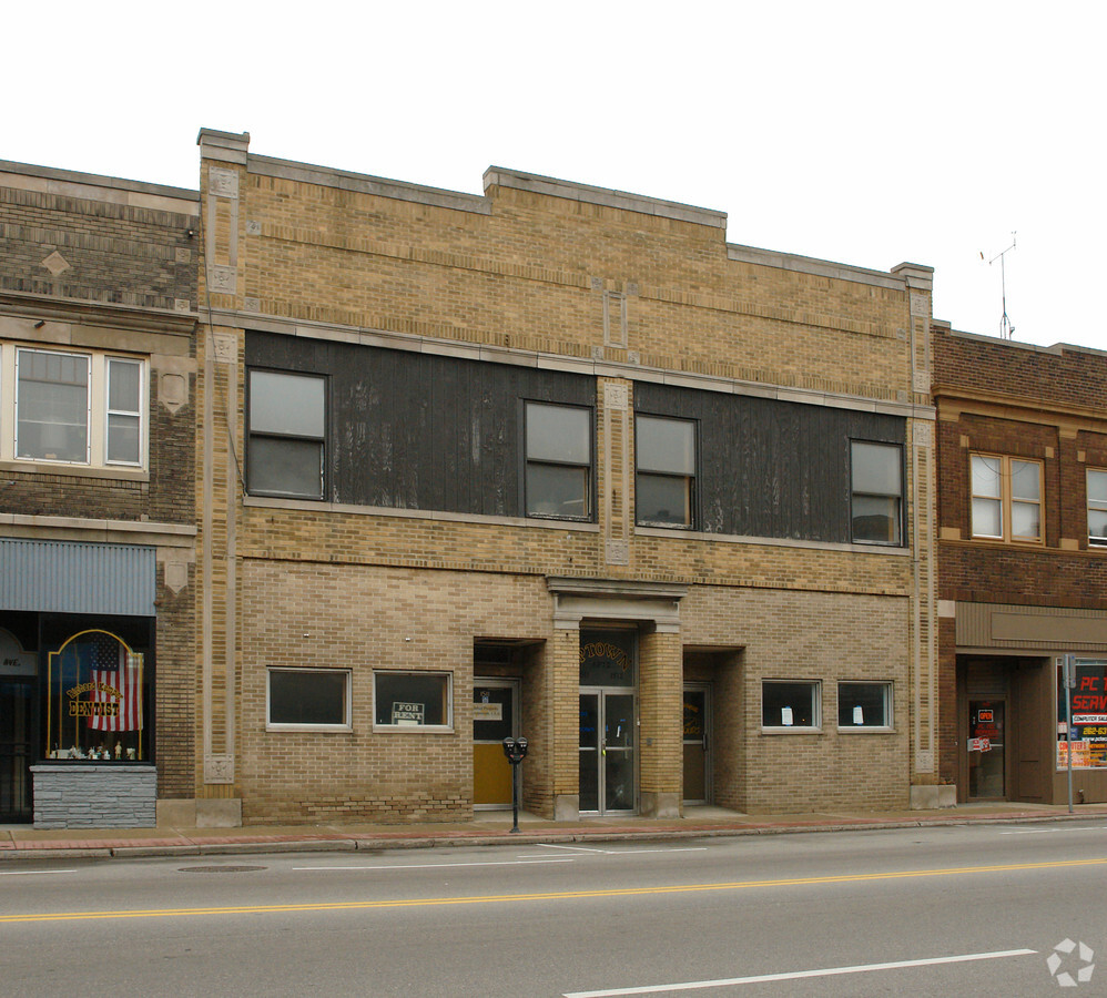 1511-1513 Washington Ave, Racine, WI 53403 | LoopNet