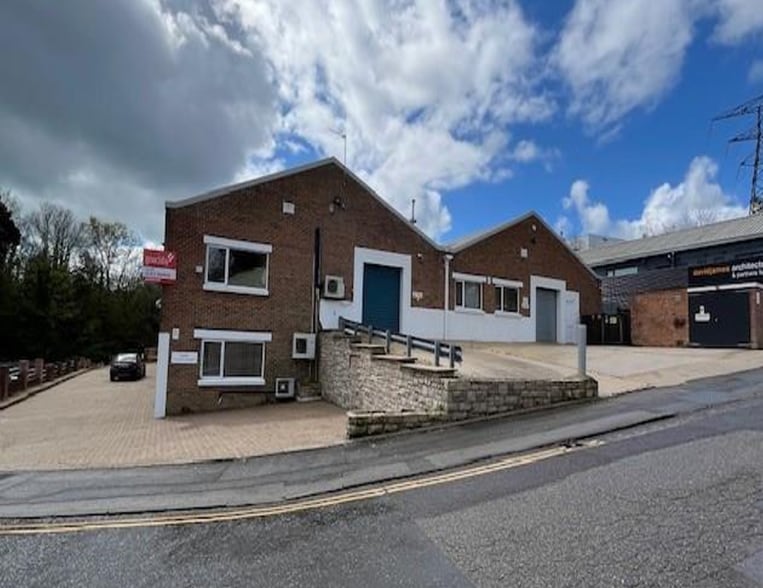 1 Dalling Rd, Poole for lease - Primary Photo - Image 1 of 9