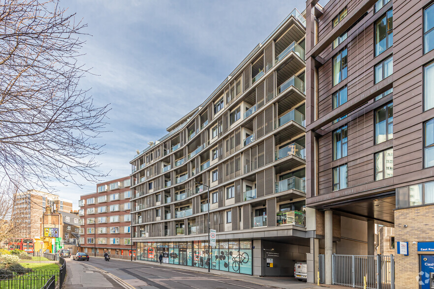 120-130 East Rd, London for sale - Primary Photo - Image 1 of 7