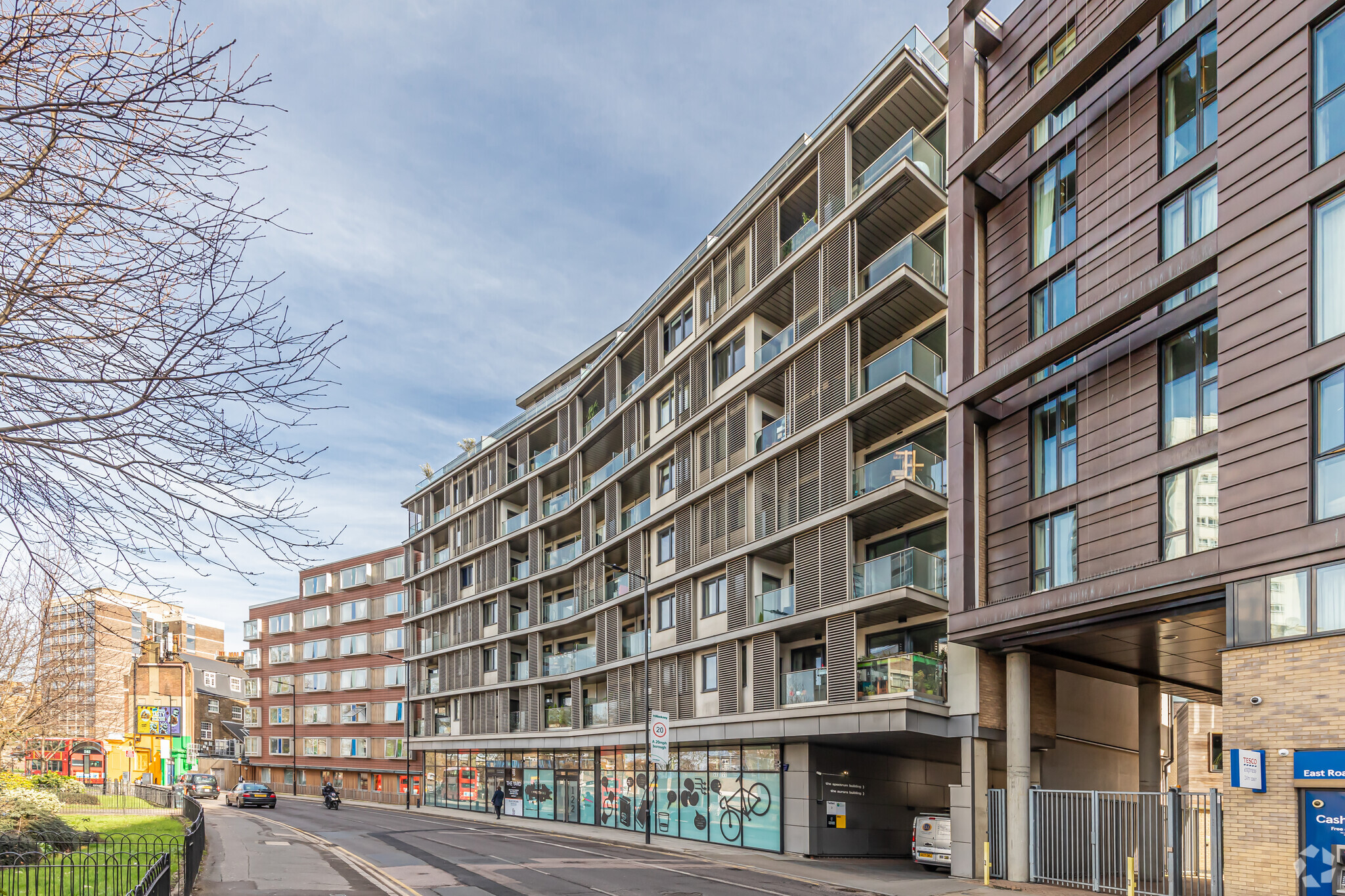 120-130 East Rd, London for sale Primary Photo- Image 1 of 8