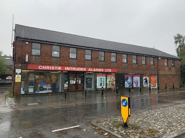 212-218 London Rd, Waterlooville for sale - Building Photo - Image 1 of 1