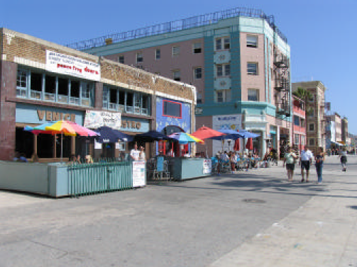 321-325 Ocean Front Walk, Venice, CA for lease - Building Photo - Image 2 of 8