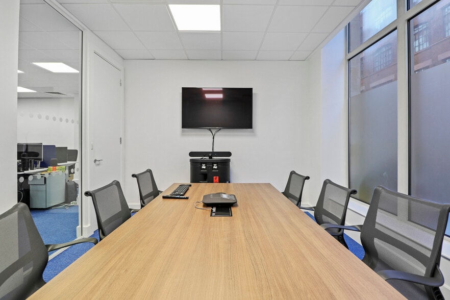 23 Kingsway, London for lease - Interior Photo - Image 3 of 12