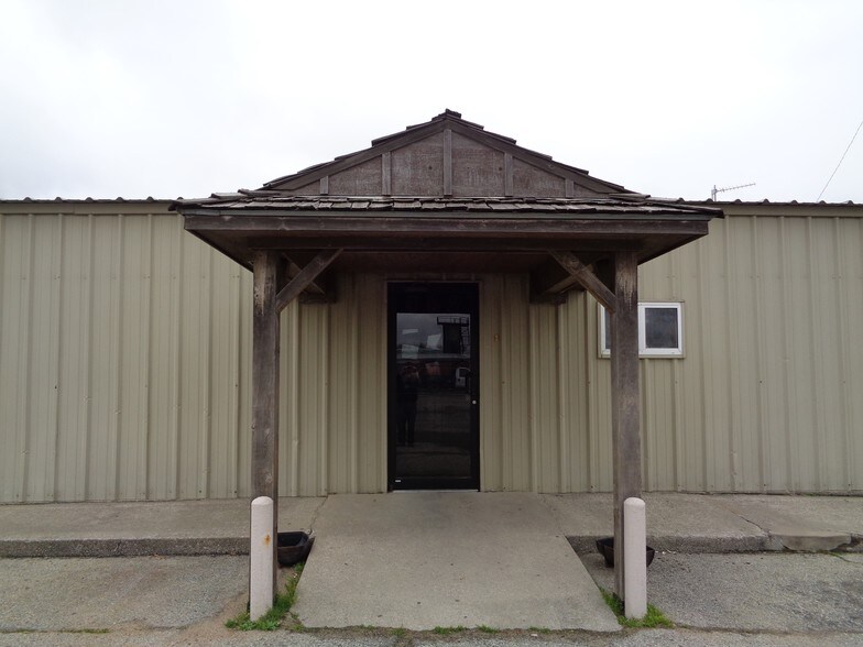 134 S Highway 69, Pittsburg, KS for sale - Building Photo - Image 1 of 1