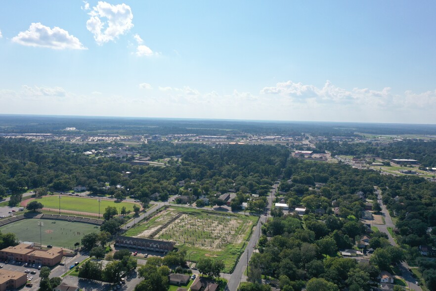 1401 16th Street, Huntsville, TX for sale - Building Photo - Image 3 of 7