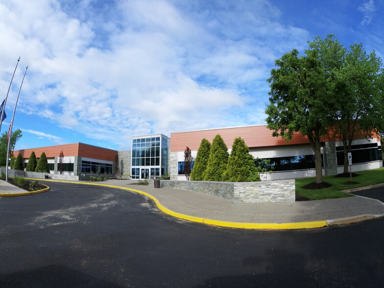 5000 Dearborn Cir, Mount Laurel, NJ for lease - Building Photo - Image 3 of 23