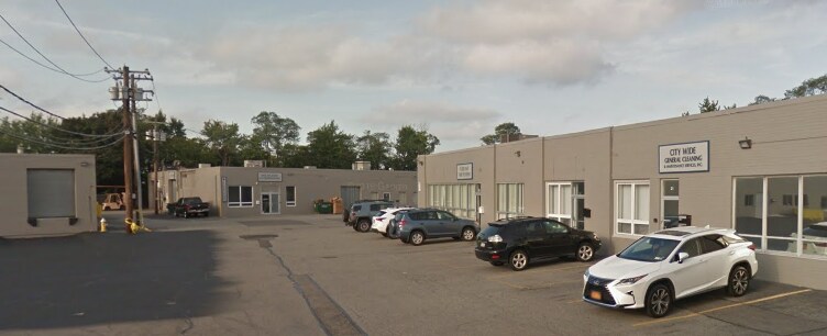 80-98 Tec St, Hicksville, NY for sale - Building Photo - Image 1 of 1