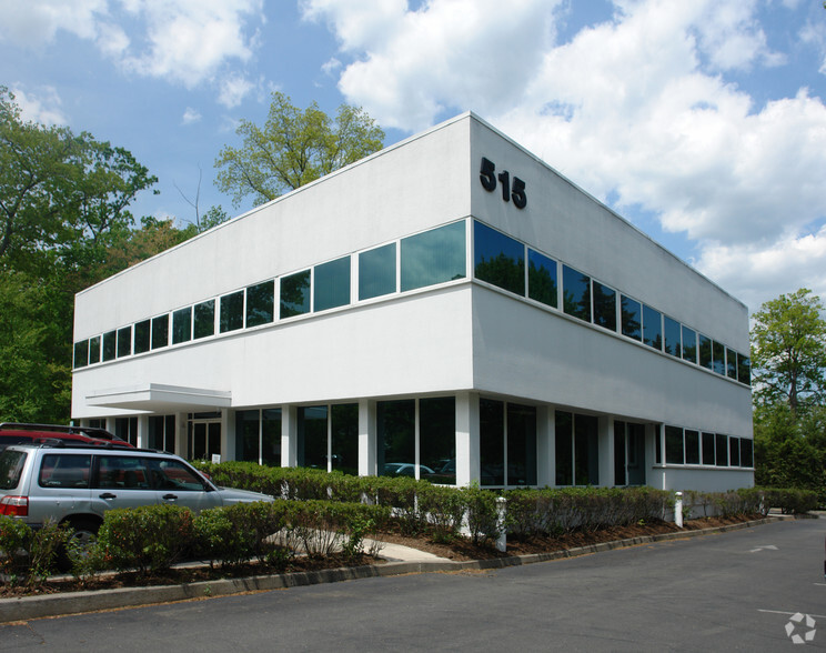 515 Route 304, New City, NY for lease - Building Photo - Image 1 of 12