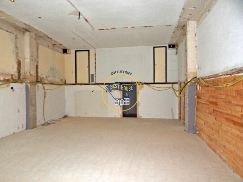 Retail in Ontinyent, Valencia for lease - Building Photo - Image 3 of 11