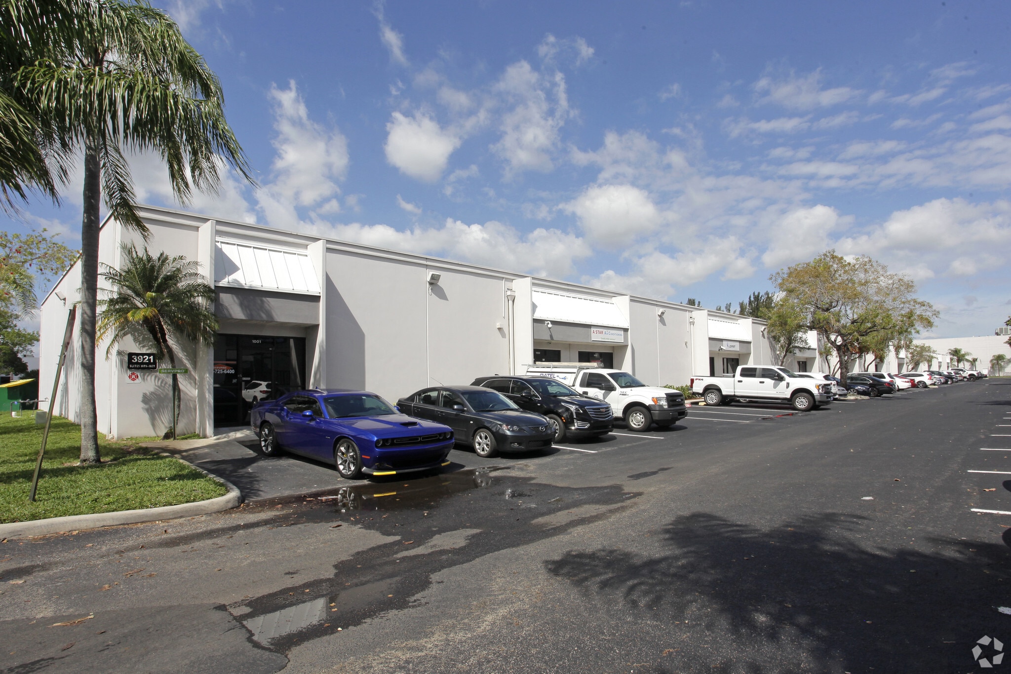 3921 SW 47th Ave, Davie, FL for lease Primary Photo- Image 1 of 3
