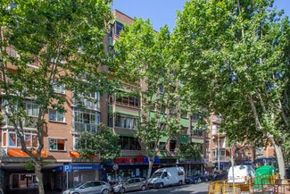 More details for Calle Torrelaguna, 9, Alcalá de Henares - Multifamily for Sale