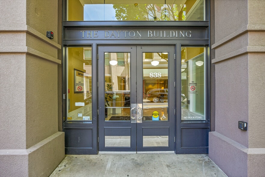 838 SW 1st Ave, Portland, OR for lease - Building Photo - Image 2 of 19