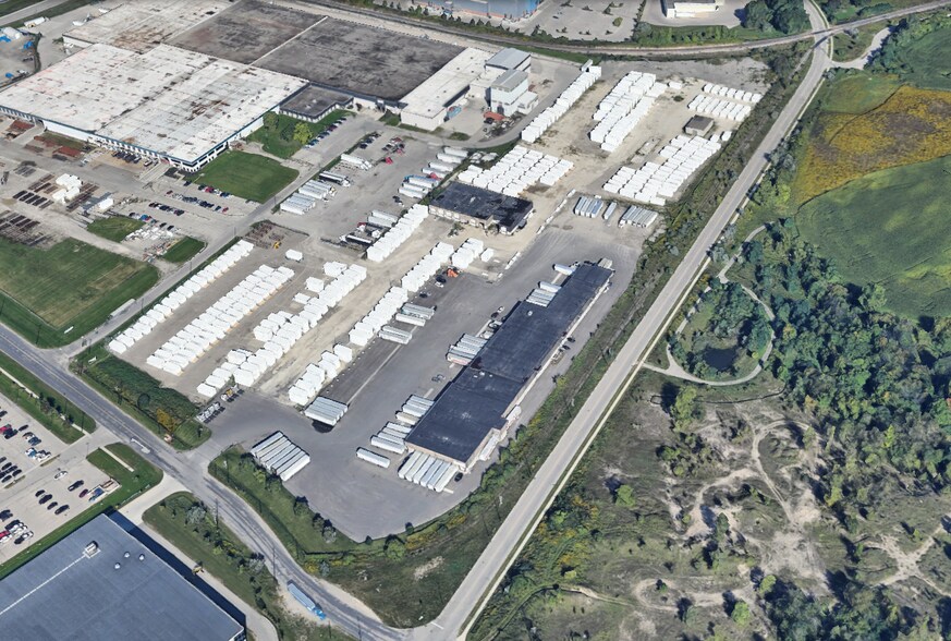 190 Goodrich Dr, Kitchener, ON for lease - Building Photo - Image 3 of 3