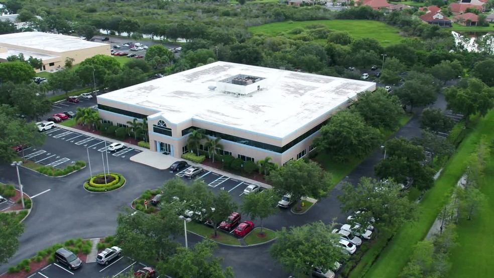 12451 Gateway Blvd, Fort Myers, FL for sale - Commercial Listing Video - Image 1 of 1