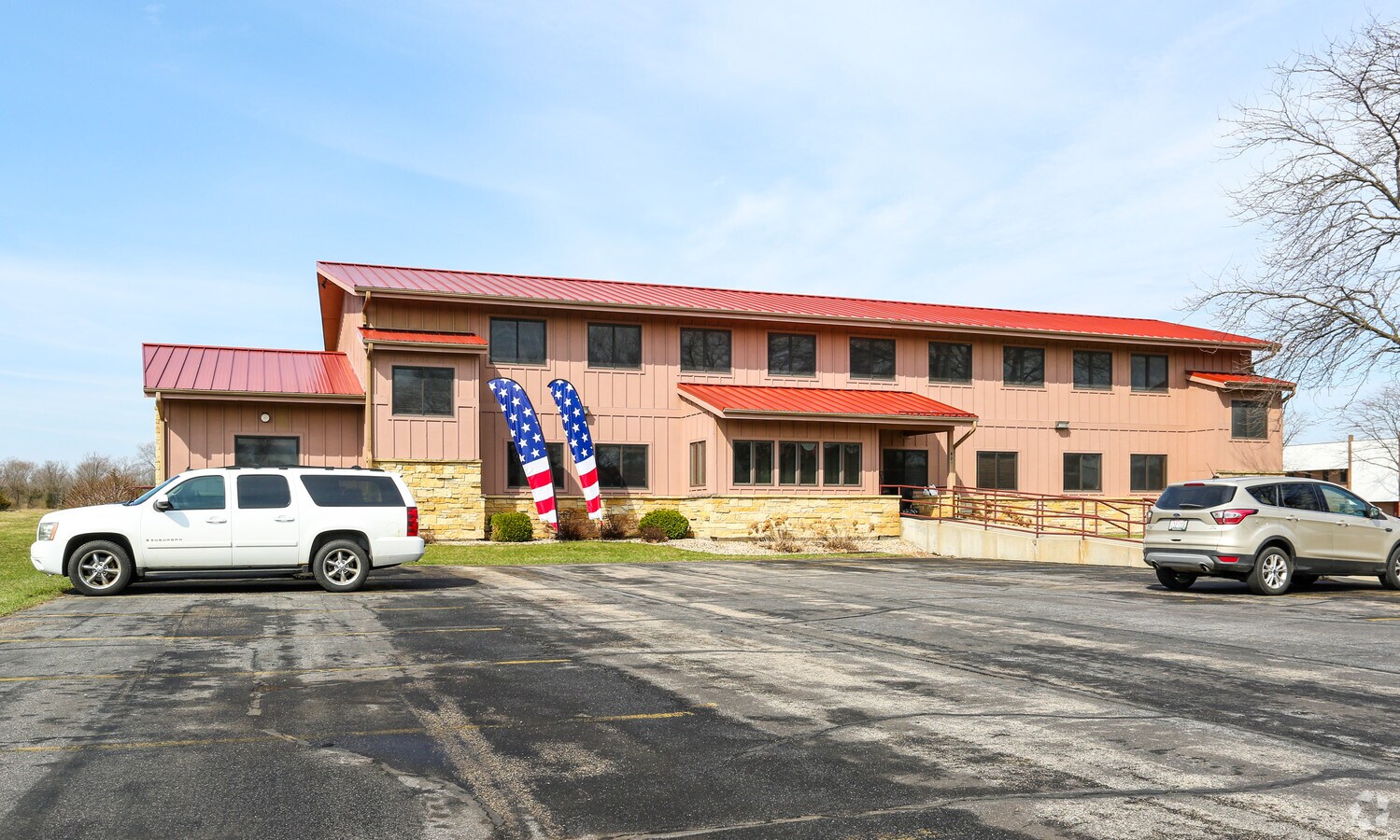 404 Walter Rd, Mazomanie, WI 53560