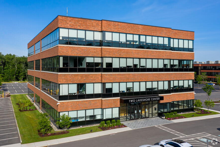 2 Lakeshore Ctr, Bridgewater, MA for sale - Building Photo - Image 1 of 1