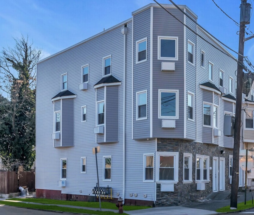 167-169 Smith St, Elizabeth, NJ for sale Building Photo- Image 1 of 24