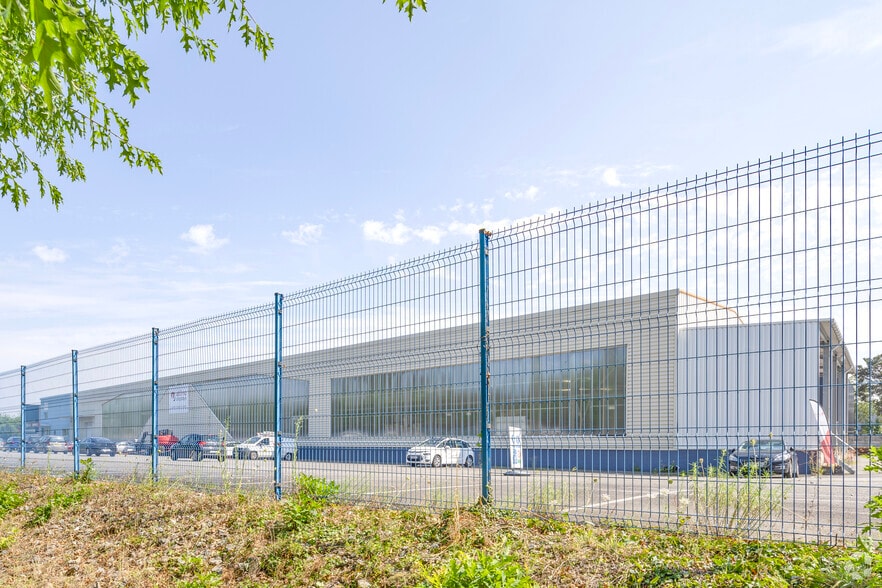 15 Bis Rue De La Mainguais, Carquefou for lease - Building Photo - Image 2 of 10