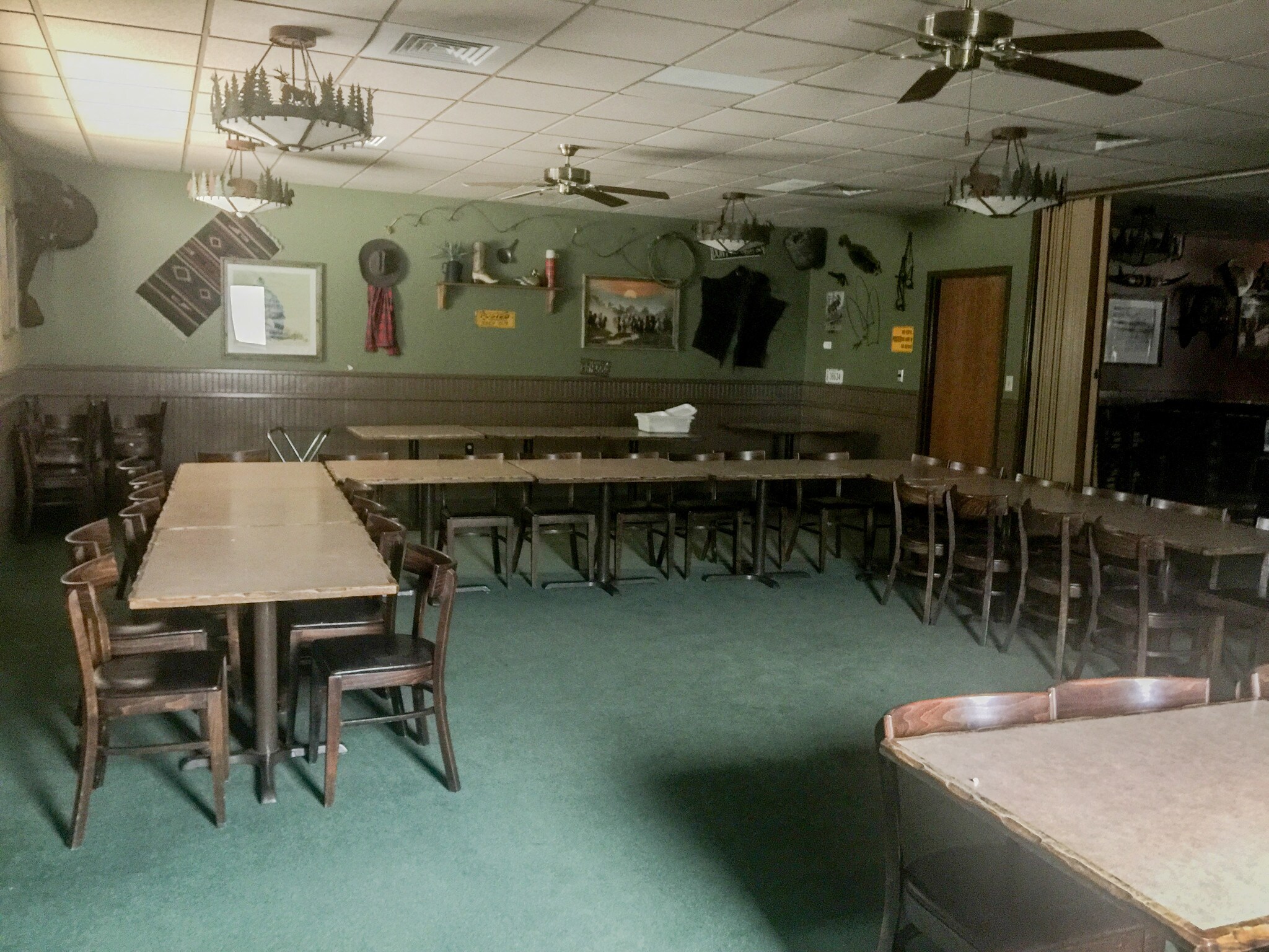 1109 E 1st St, Newton, KS for sale Interior Photo- Image 1 of 1