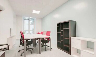 15 Rue De Choiseul, Paris for lease Building Photo- Image 2 of 9