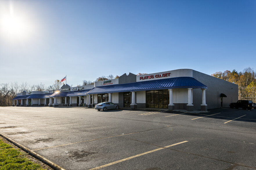 1001 Stone Dr, Kingsport, TN for lease - Building Photo - Image 1 of 2