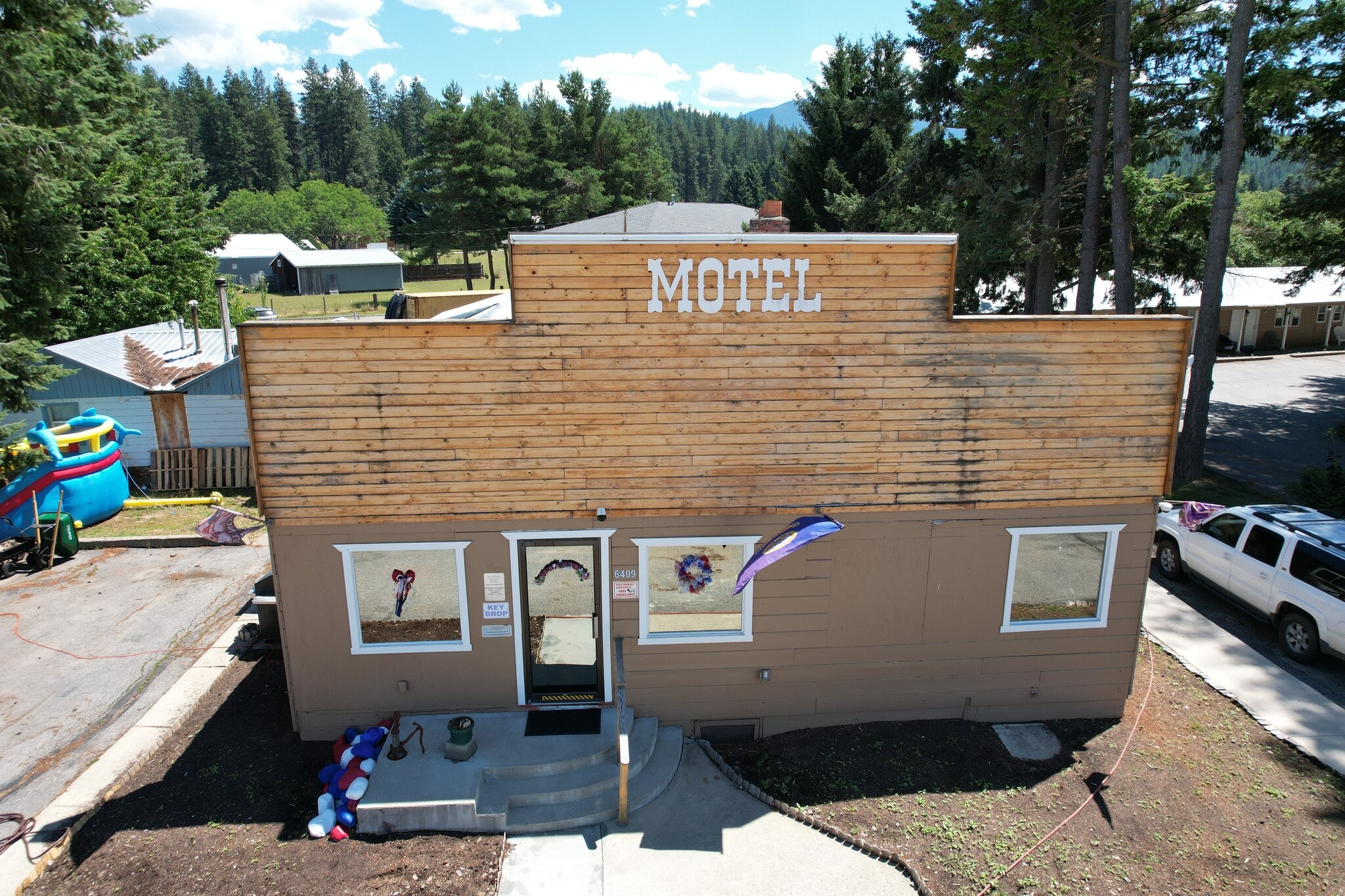 6409 S Main St, Bonners Ferry, ID for sale Building Photo- Image 1 of 15