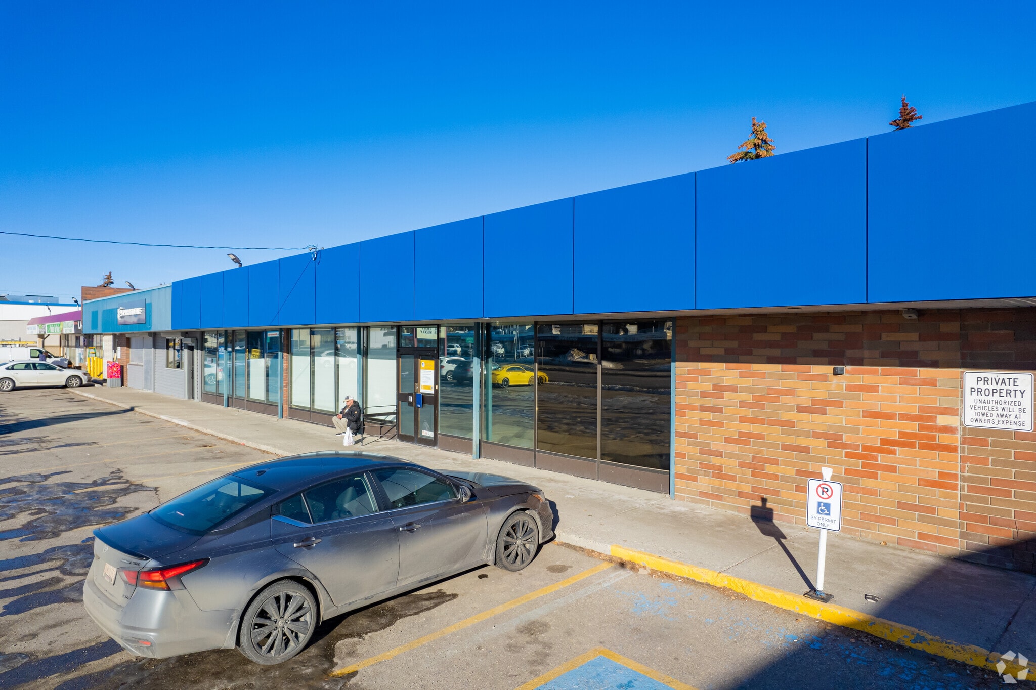 3810-3816 Bow Trail SW, Calgary, AB for sale Primary Photo- Image 1 of 1