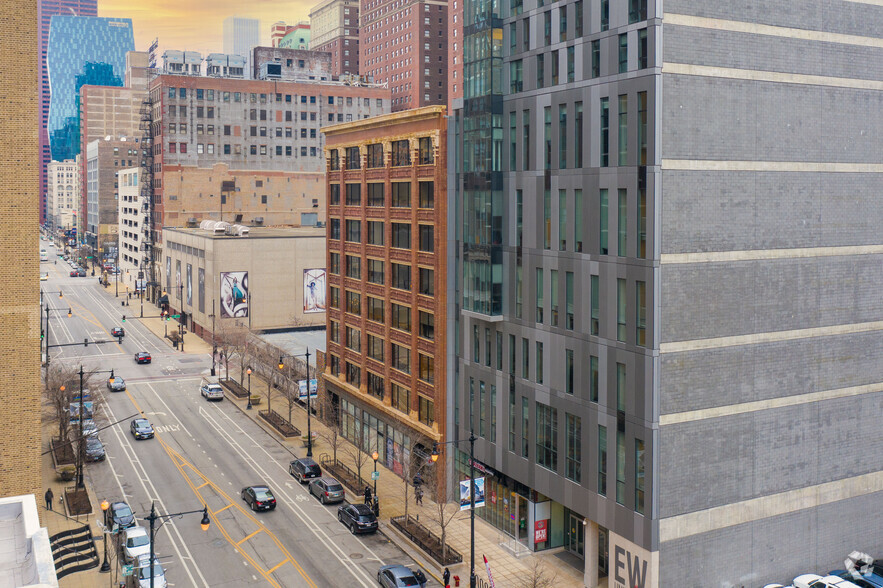 819 S Wabash Ave, Chicago, IL for lease - Building Photo - Image 3 of 8