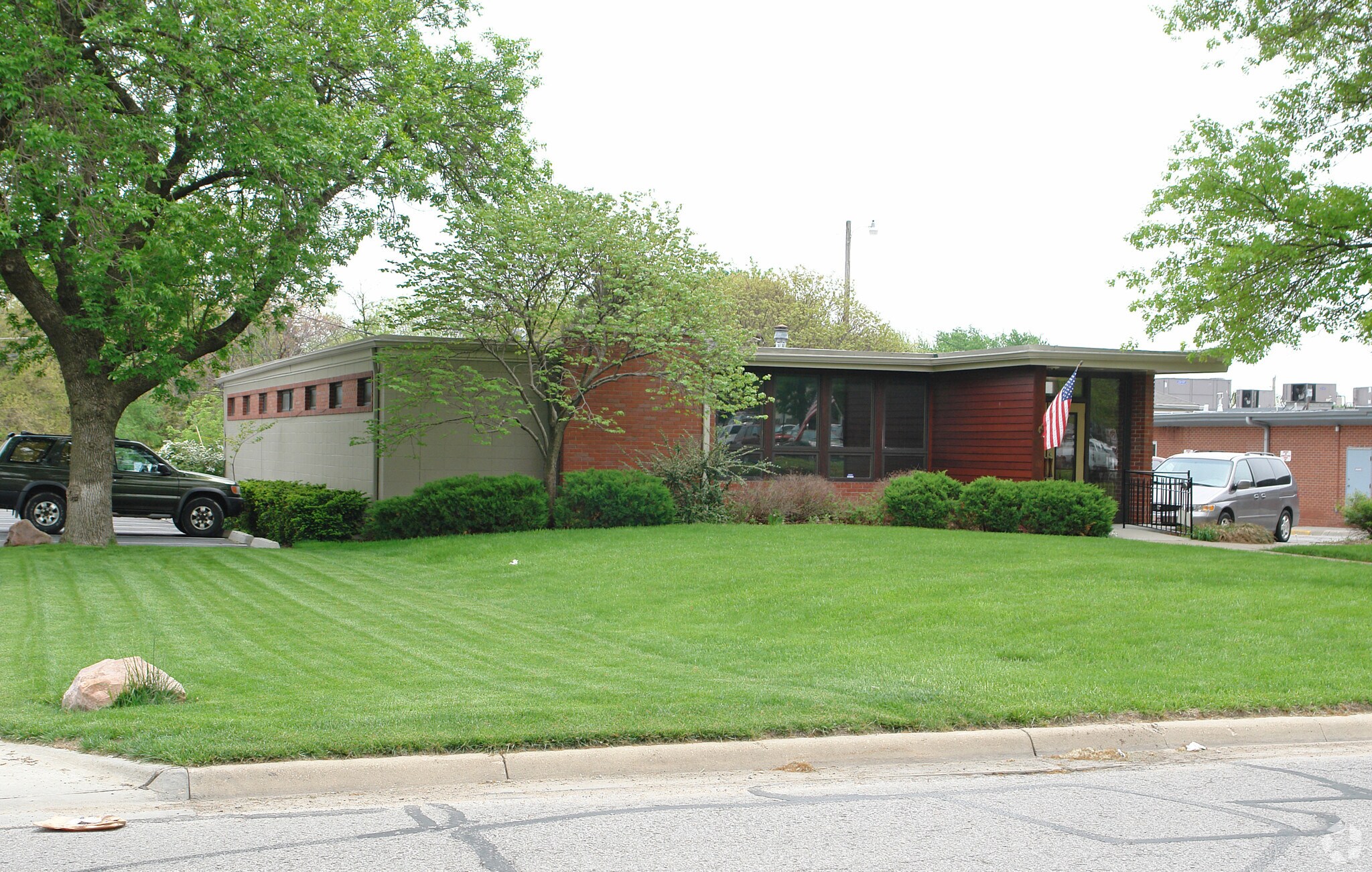 330 Maine St, Lawrence, KS for sale Primary Photo- Image 1 of 1